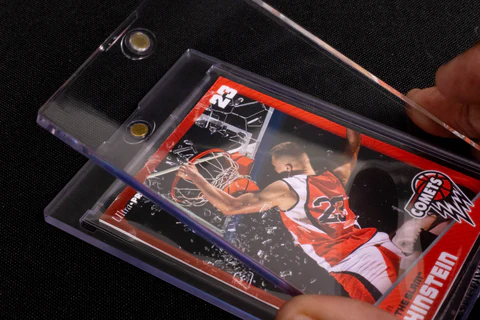Ultra Pro ONE-TOUCH X Magnetic Card Holder for Sleeved Cards